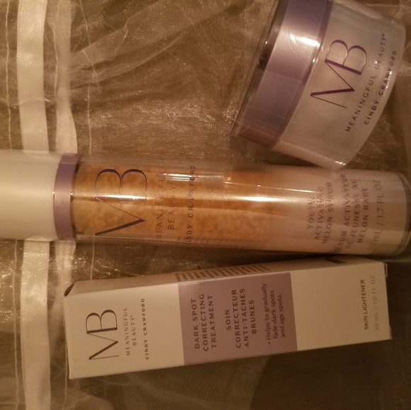 BRAND NEW Meaningful Beauty DELUX grab bag!!! - Picture 5 of 7